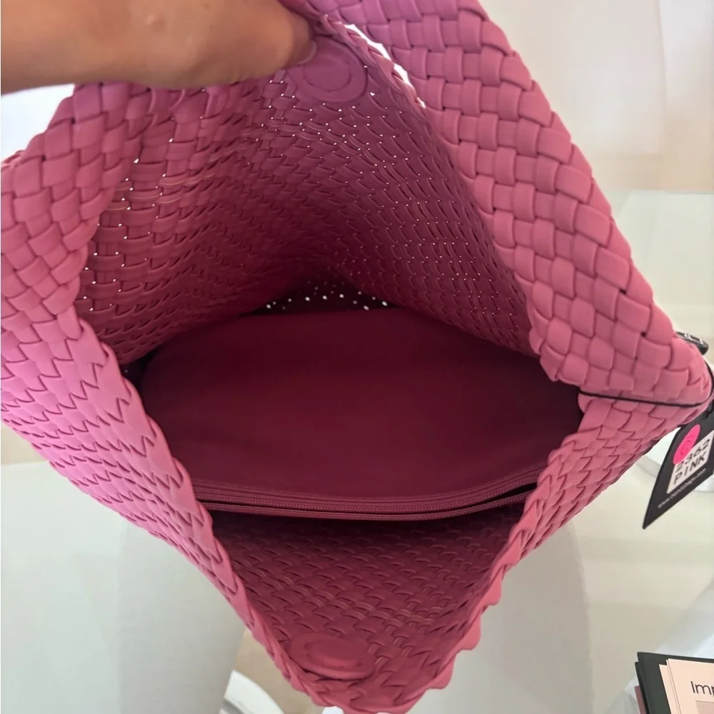Elegant Pink Woven Handbag